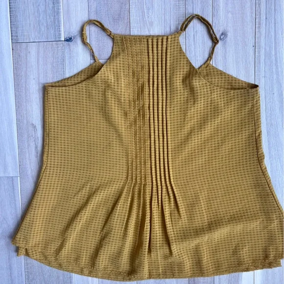 SANCTUARY mustard yellow pleated front, light ruffle trim sleeveless V neck top - Picture 9 of 10